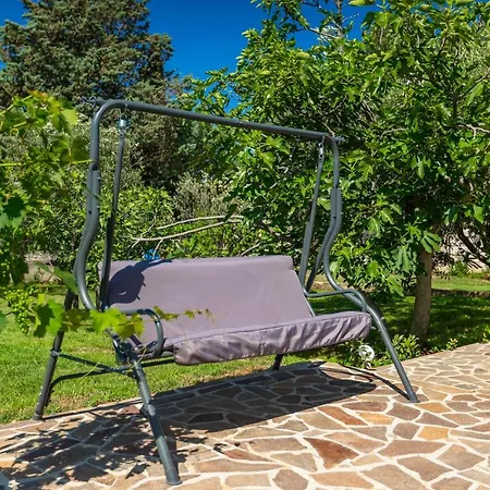 House Chill Out Loborika Pula 6 Persons Holiday home Marcana